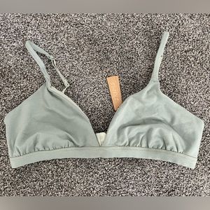 Skims bralette XL